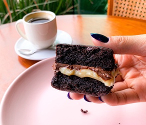 BROWNIE NINHO E NUTELLA