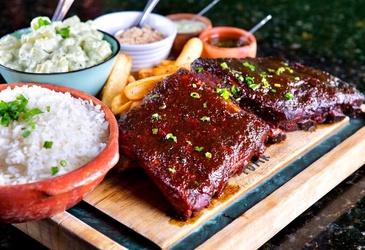 Costela Suina Defumada com BBQ 500g (1 Pessoa )