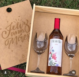 VINHO ROSÉ DEMI SECO FIORELLA