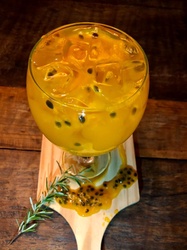 GIN TROPICAL