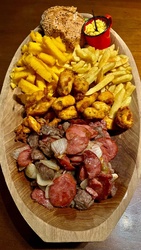Carne Na Tábua Grande TEMPO DE PREPARO 30 A 55 MINUTOS