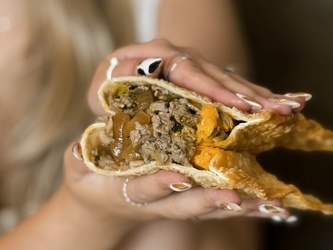 Filé Mignon, Cebola Caramelizada e Cheddar