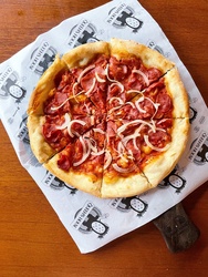 Pizza Calabresa Paulistana (Sem Queijo)