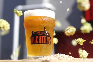 Alcatraz Calipa West Coast IPA - 15