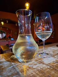 DECANTER DE VINHO FINO BRANCO SECO DA CASA 