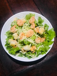 Salada Camarão