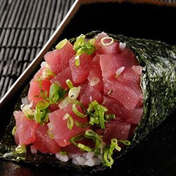 Temaki Atum