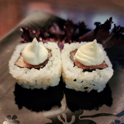 Uramaki Salmão Cream