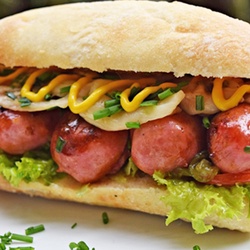 Pão com Linguiça na Baguete