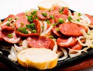Calabresa Acebolada
