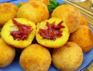 Bolinho De Abóbora Com Carne Seca