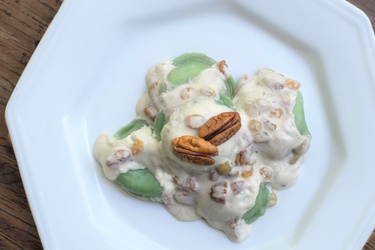 Sorrentino di Pera e Noci al Salsa di Gorgonzola
