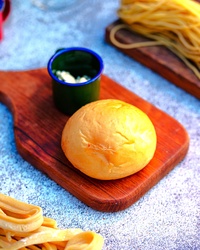 Fettuccine com Pesto e Frango Marinado