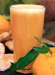 Suco De Tangerina Com água De Coco