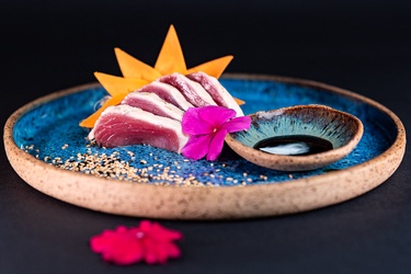 SASHIMI TATAKI DE ATUM - 4 UNIDADES