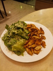 Salada Caesar 