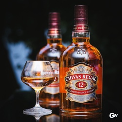 Blended Scotch whisky Chivas 12 Anos