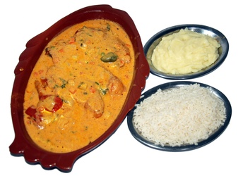 PEIXE AO MOLHO DE COCO (INDICADO PARA 2 A 3 PESSOAS)