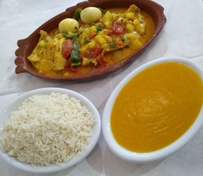 PEIXADA SURUBIM À MODA DA CASA (INDICADO PARA 2 A 3 PESSOAS)