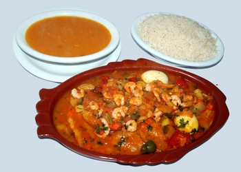 PEIXADA SURUBIM AO MOLHO DE CAMARÃO (INDICADO PARA 2 A 3 PESSOAS)
