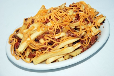 BATATA FRITA COM BACON E CHEDDAR