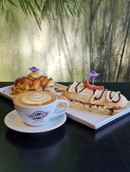 EXPERIÊNCIA BLESSY CASAL