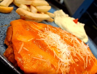 Filé De Frango à Parmegiana