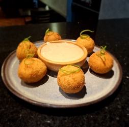 Bolinho De Frango