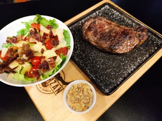 CHORIZO ANGUS + SALADA BRAHZAN