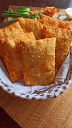 Pastel de Carne com Queijo