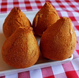 Coxinha de Costela com Catupiry