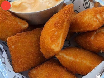 ALMOFADINHA DE QUEIJO GOUDA 