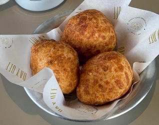 Porção Mini Pão de Queijo