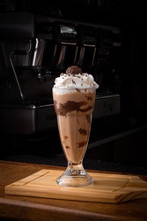 FRAPPÉ DE BRIGADEIRO 