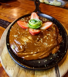 Queijo Coalho Com Doce De Leite
