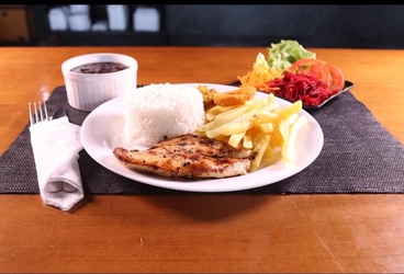 A LA MINUTA DE FRANGO GRELHADO 