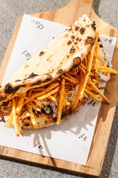 Taco pizza canadense
