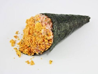 Temaki de Salmão Grelhado Com Doritos