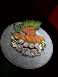 Combinado Salmão II (26 peças)