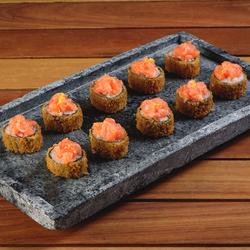 Hot Tartare Salmão