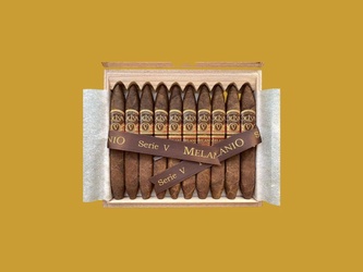 Charuto Oliva Serie V Melanio Robusto Maduro 