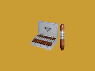 Charuto Gurkha Cellar Reserve Platinum 12 y 