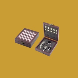 Kit Abridor De Vinho Com 4 Peças E Jogo De Xadrez Cx Mdf