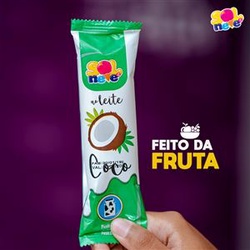 Picolé de frutas ao Leite