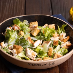 Salada Caesar