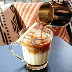 Latte Gelado com Especiarias