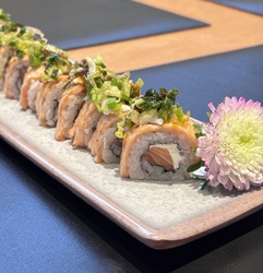 Uramaki Ocaso roll