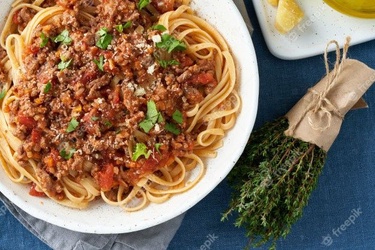 LINGUINE À BOLONHESA