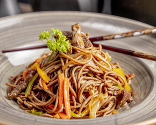 YAKISOBA CARNE