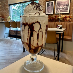 MILKSHAKE